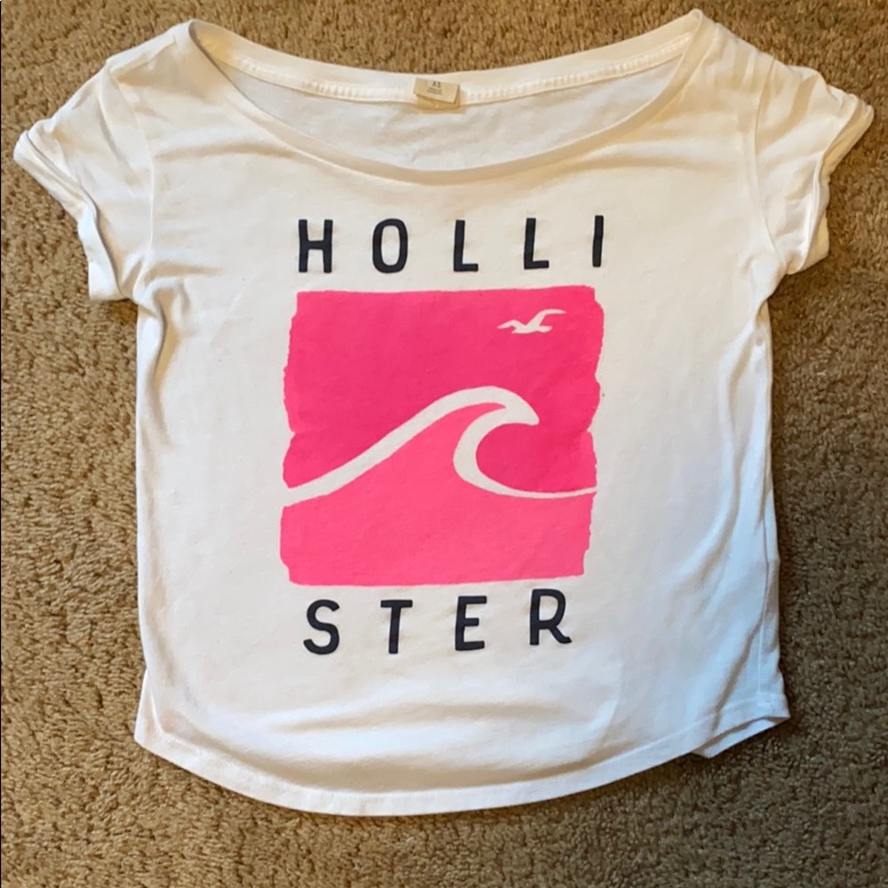 hollister t-shirt